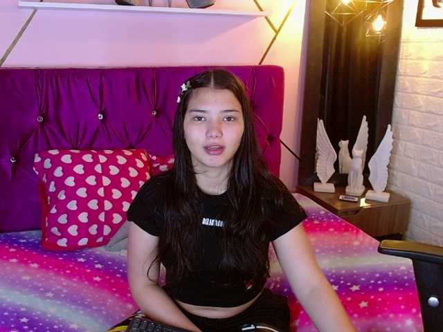 lizziesweets live cam on BongaCams