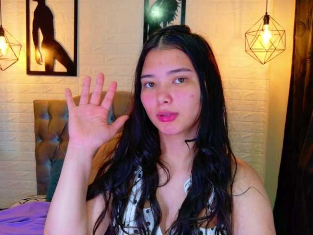 lizziesweets live cam on BongaCams
