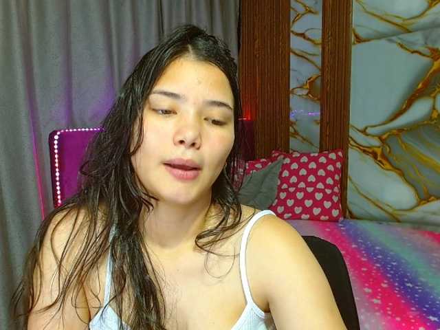 lizziesweets live cam on BongaCams