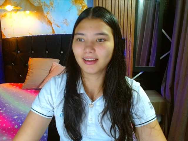 lizziesweets live cam on BongaCams