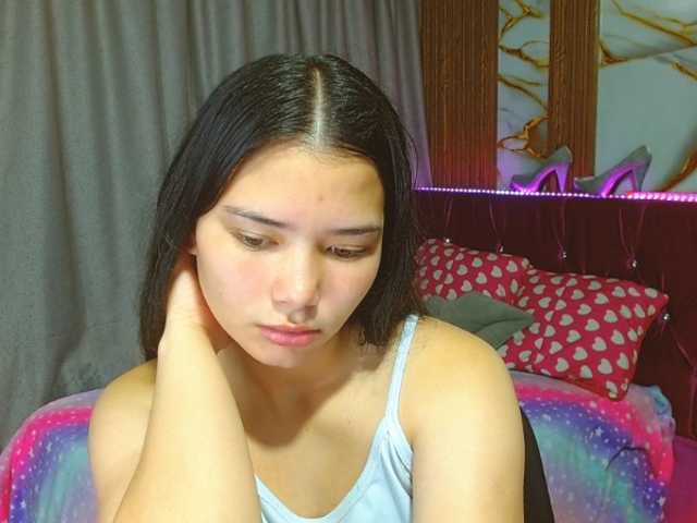 lizziesweets live cam on BongaCams