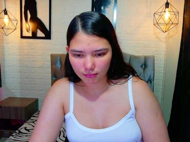 lizziesweets live cam on BongaCams