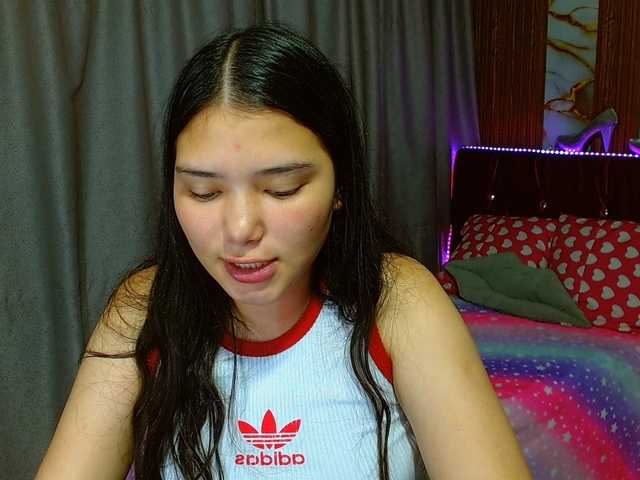 lizziesweets live cam on BongaCams