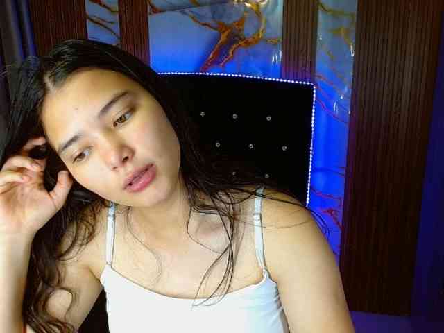 lizziesweets Live Webcam on BongaCams
