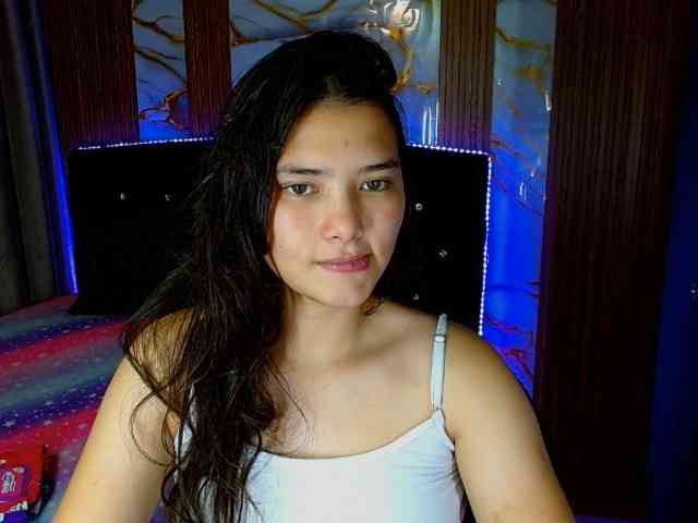 lizziesweets Live Webcam on BongaCams