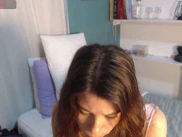 Mily-Miley live cam