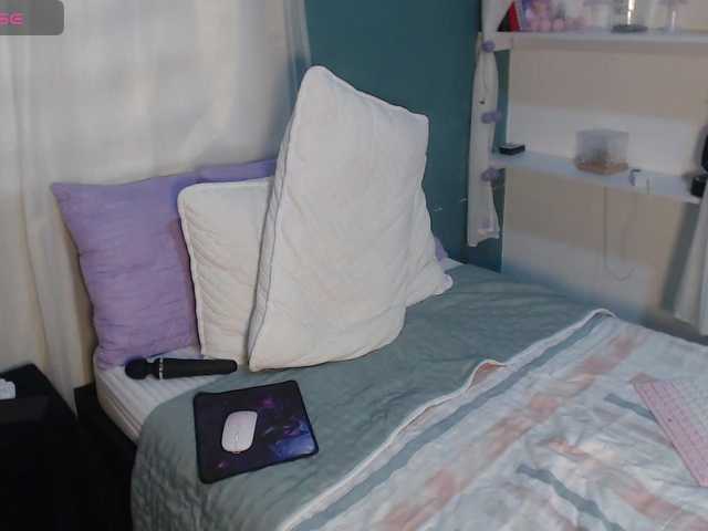 Mily-Miley's BongaCams show and profile