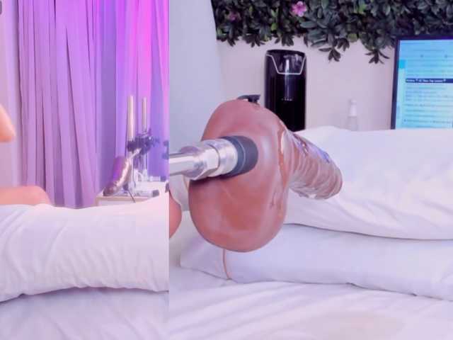 Lindsay-Lou live cam on BongaCams