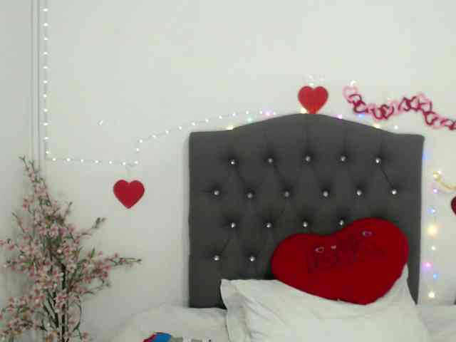 astrolover Live Webcam on BongaCams