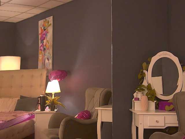 SeniGrandee live cam on BongaCams