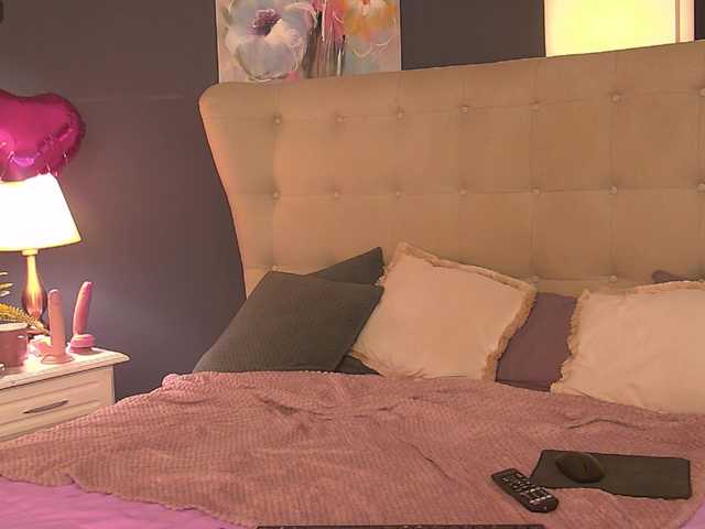 SeniGrandee live cam on BongaCams