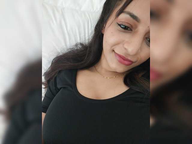 Clairemontrose, en directo ahora en BongaCams