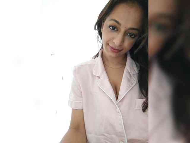 nude web cam chat Clairemontrose