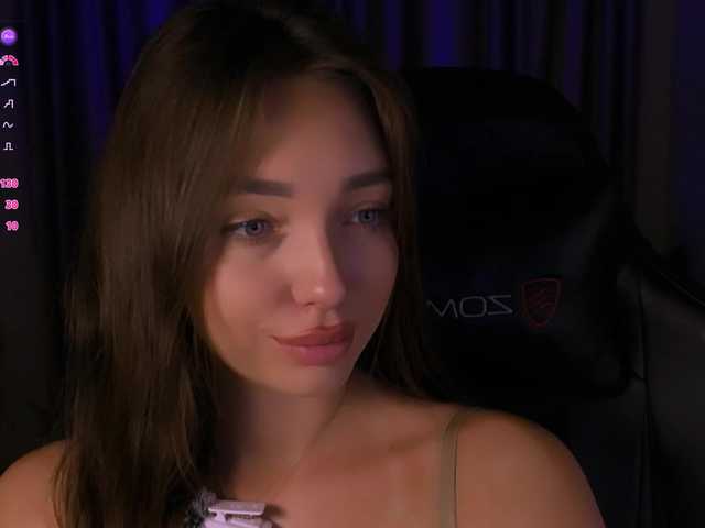 Asreria live webcam show