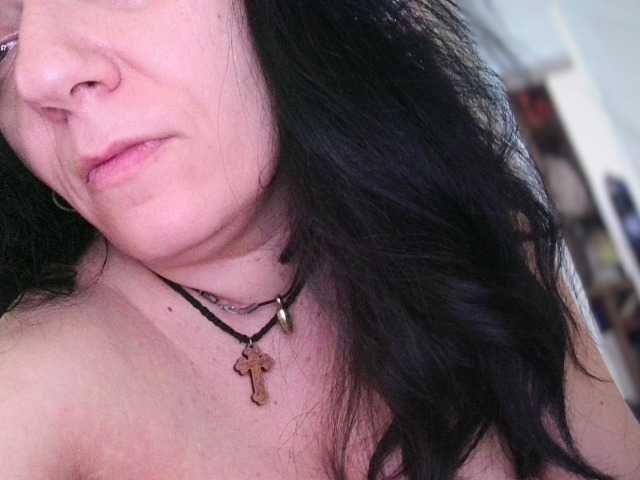 kotkite's BongaCams show and profile