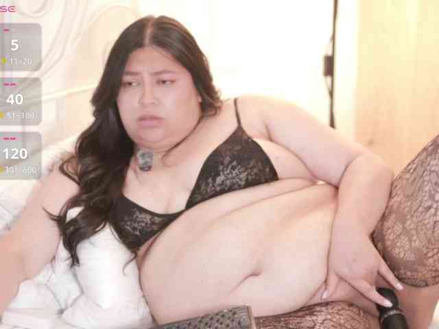 Aly- webcam