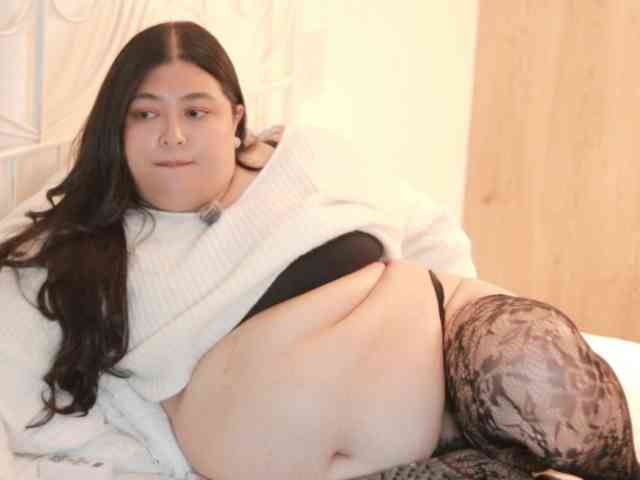 Aly- webcam