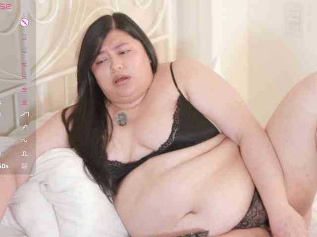 Aly- webcam