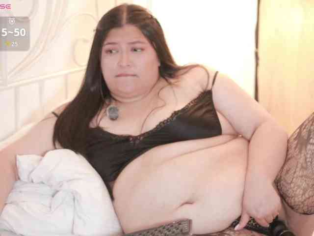 Aly- webcam