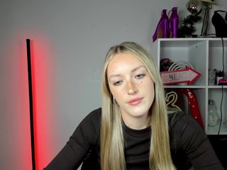 EvelynBlond26 Porn Show