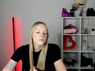 EvelynBlond26 Porn Show