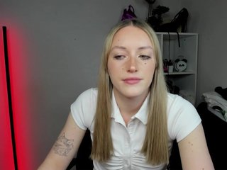 EvelynBlond26 Porn Show