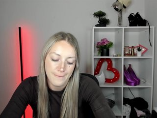 EvelynBlond26 Porn Show