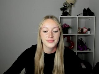 EvelynBlond26 Porn Show