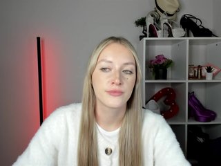 EvelynBlond26 Porn Show