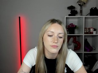 EvelynBlond26 Porn Show