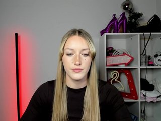 EvelynBlond26 Porn Show