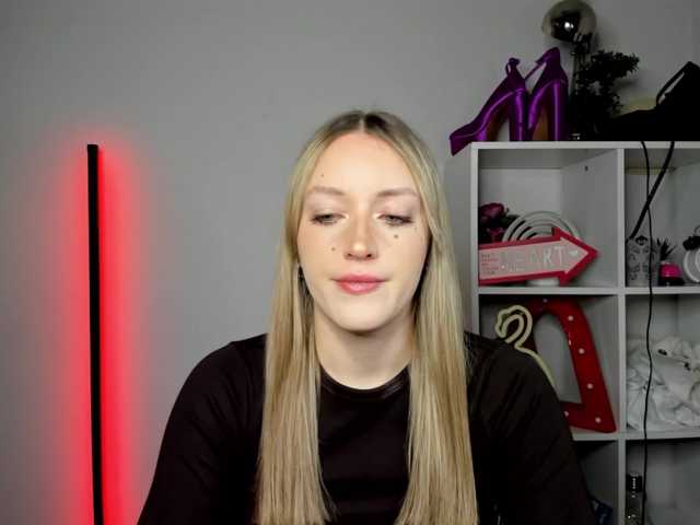 Preview of evelynblond26