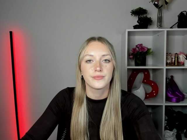 EvelynBlond