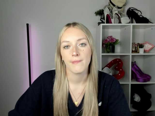 EvelynBlond