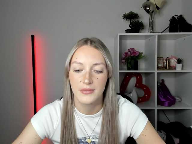 EvelynBlond