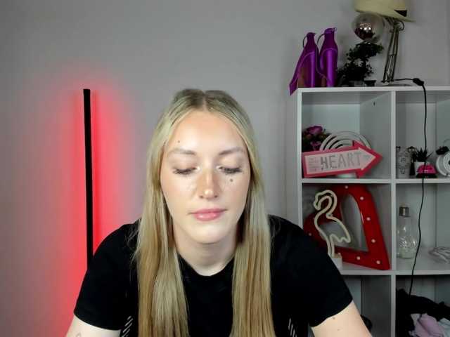 EvelynBlond