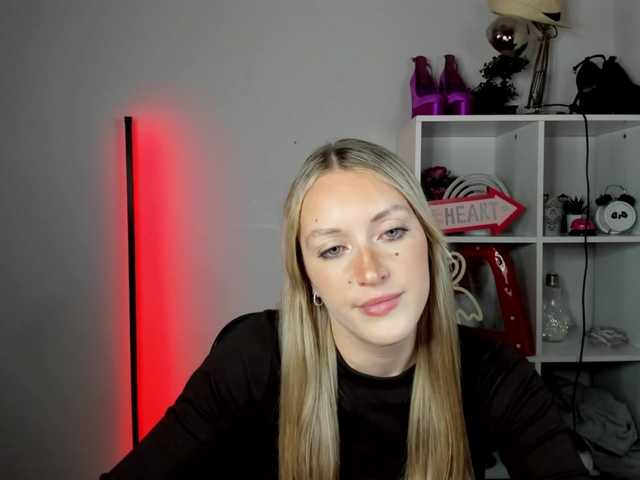 EvelynBlond