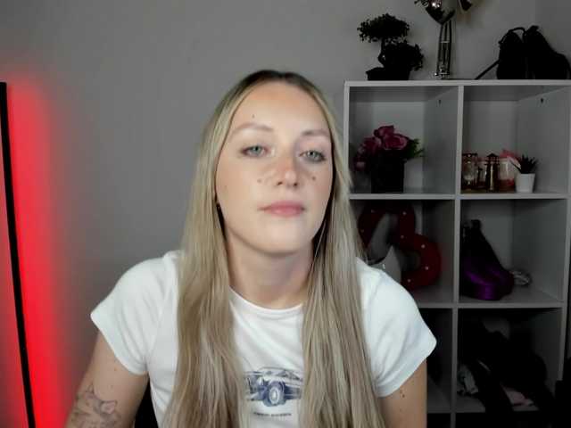 EvelynBlond