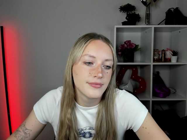 EvelynBlond
