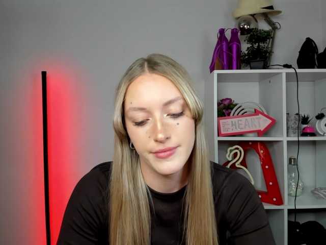 EvelynBlond