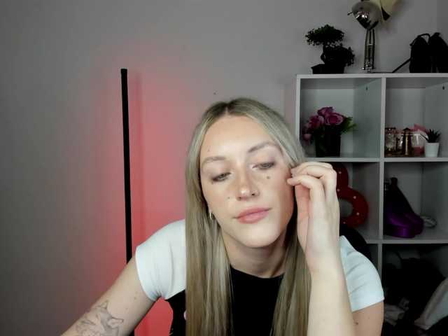 EvelynBlond