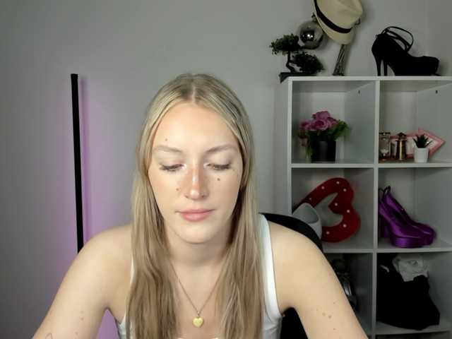 EvelynBlond