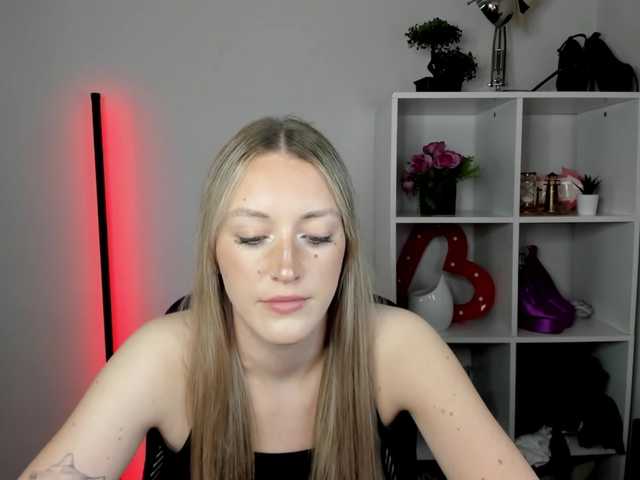 EvelynBlond