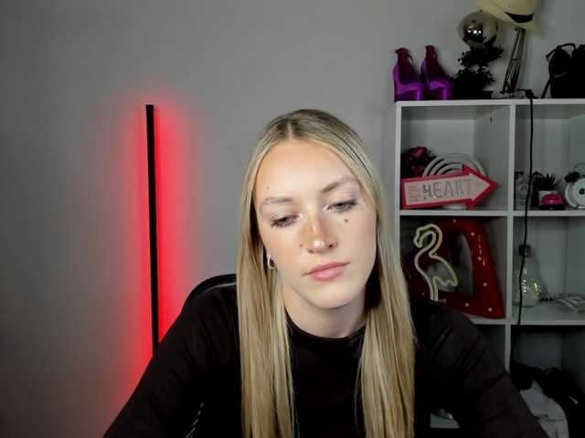 EvelynBlond