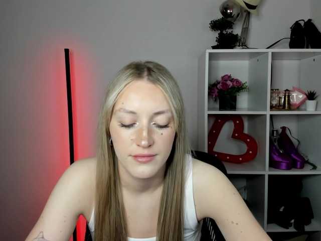 EvelynBlond