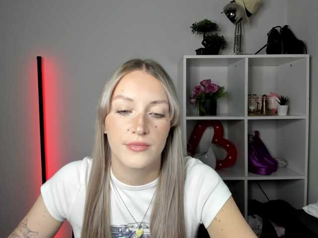 EvelynBlond