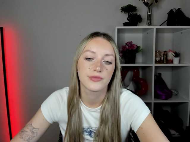 EvelynBlond
