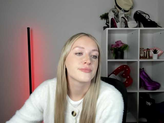 EvelynBlond