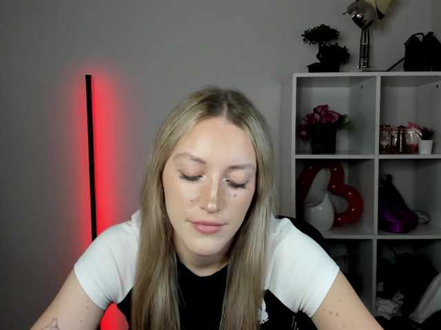 EvelynBlond