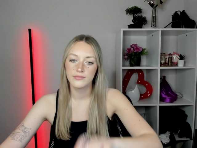 EvelynBlond